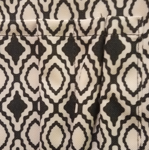 Thirty one - Picture 5 of 6